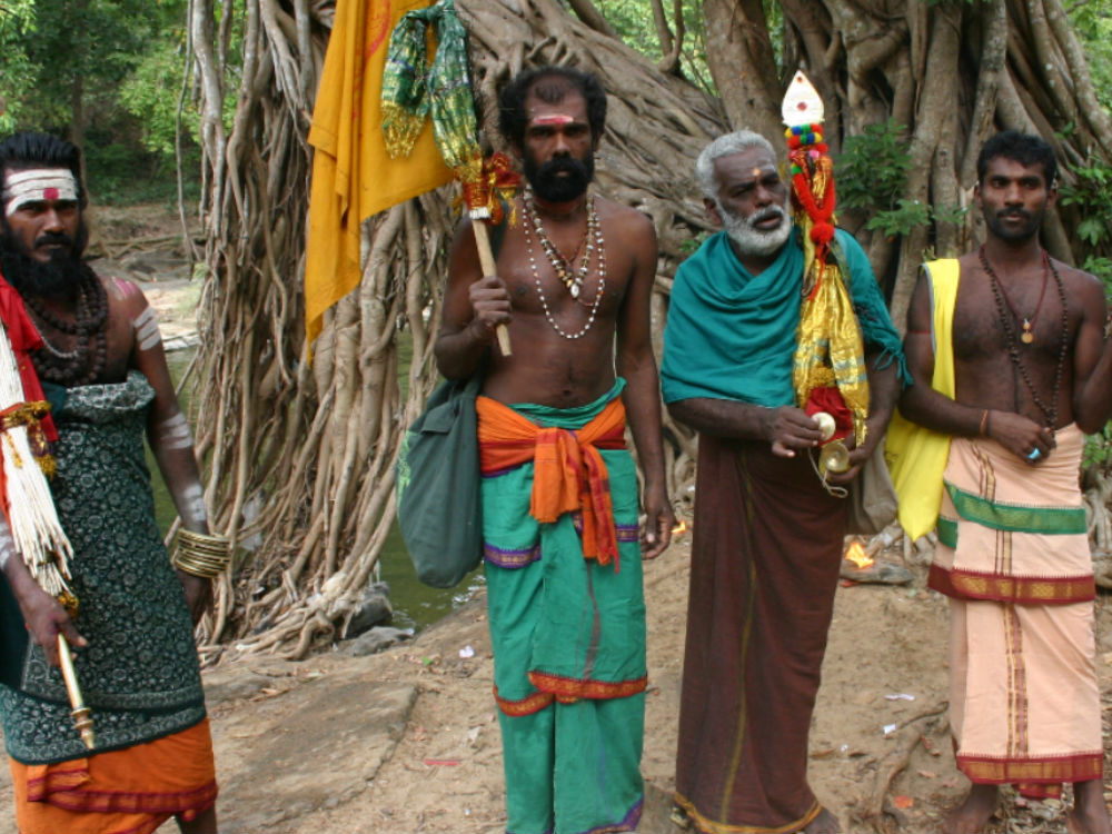 devotees kataragama